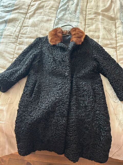 Manteau vintage Astrakhan avec col vison Viels-Maisons (02)