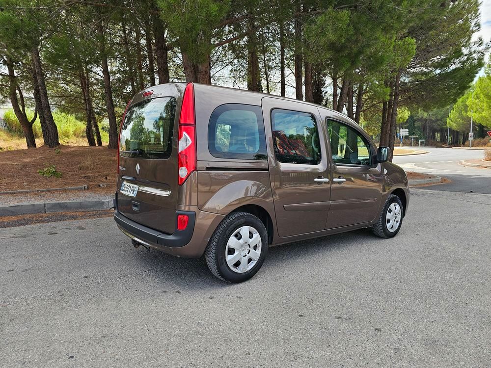 Kangoo 1.5 dCi 90 eco2 FAP Privil&egrave;ge Euro 5 2012 occasion 34690 Fabr&egrave;gues