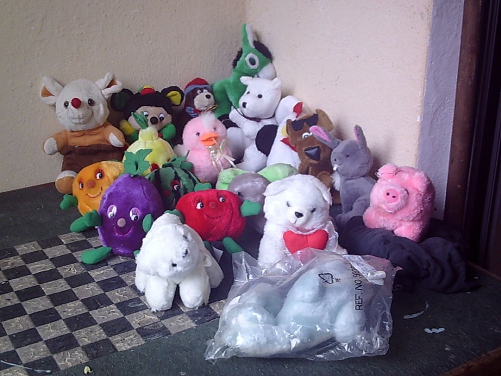 Peluches diff&eacute;rents genre et mod&egrave;les &agrave; petits prix Jeux / jouets
