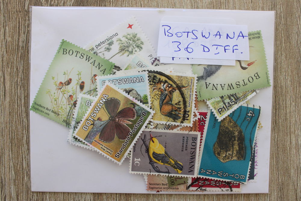 Botswana 36 timbres diff&eacute;rents 