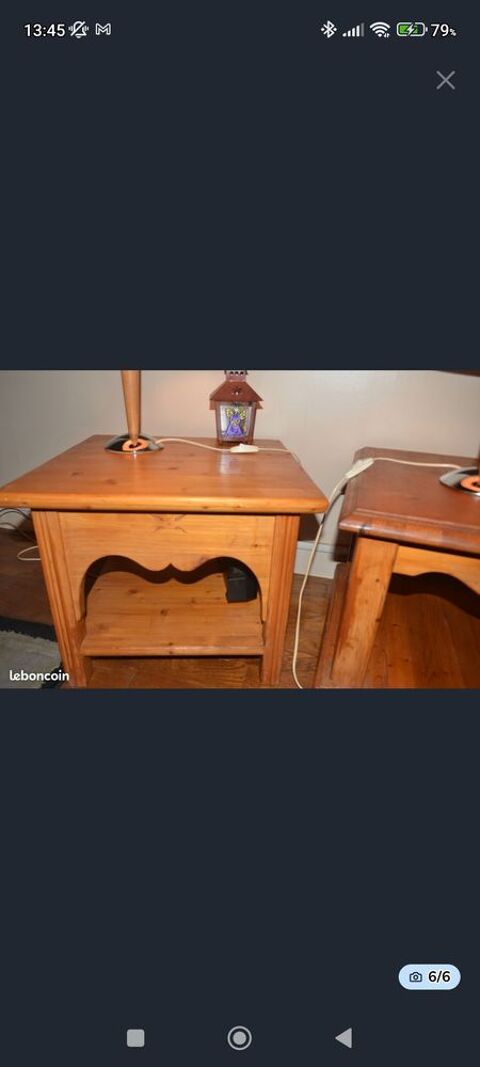  2 tables de chevet en pin massif de modles diffrents 20 Cluses (74)