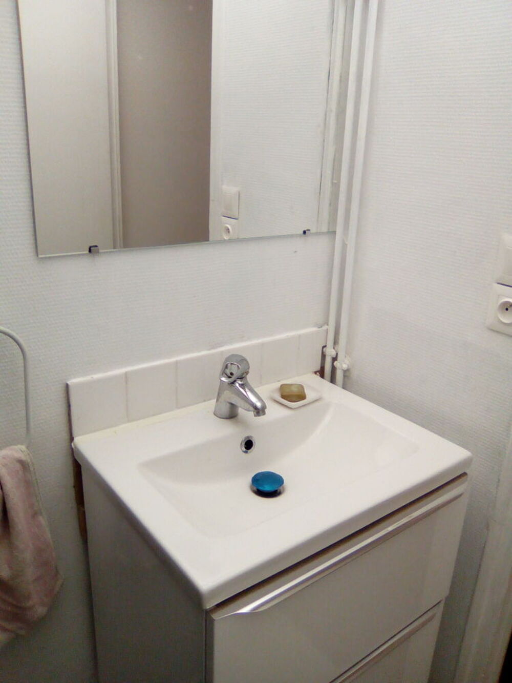 Location Appartement 2 pièces cosigne salle des bain w Poitiers