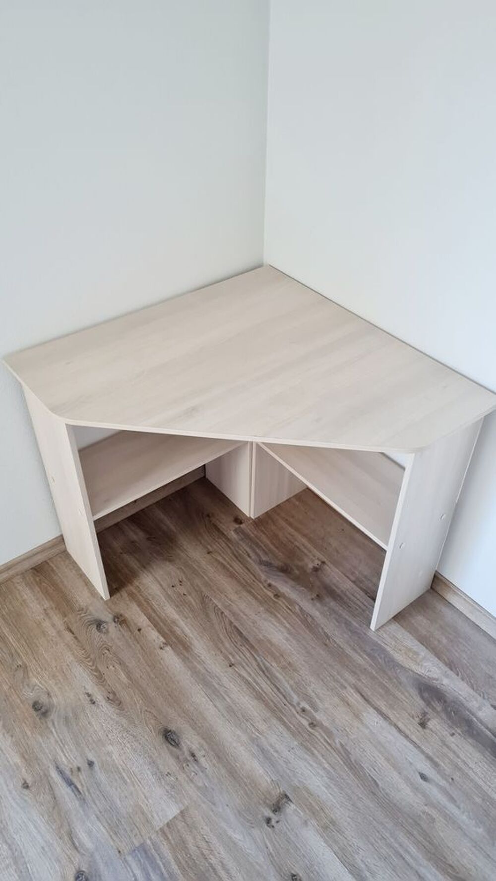 MEUBLE BUREAU pour coin de pi&egrave;ce Meubles