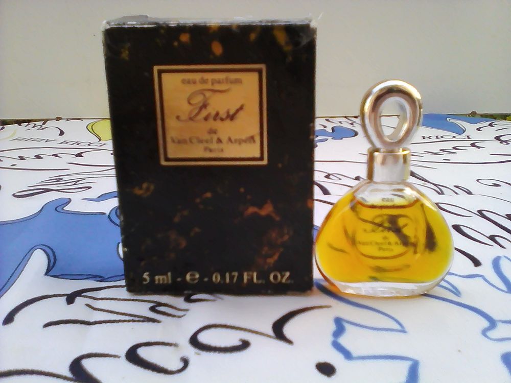 %MINIATURE DE PARFUM 