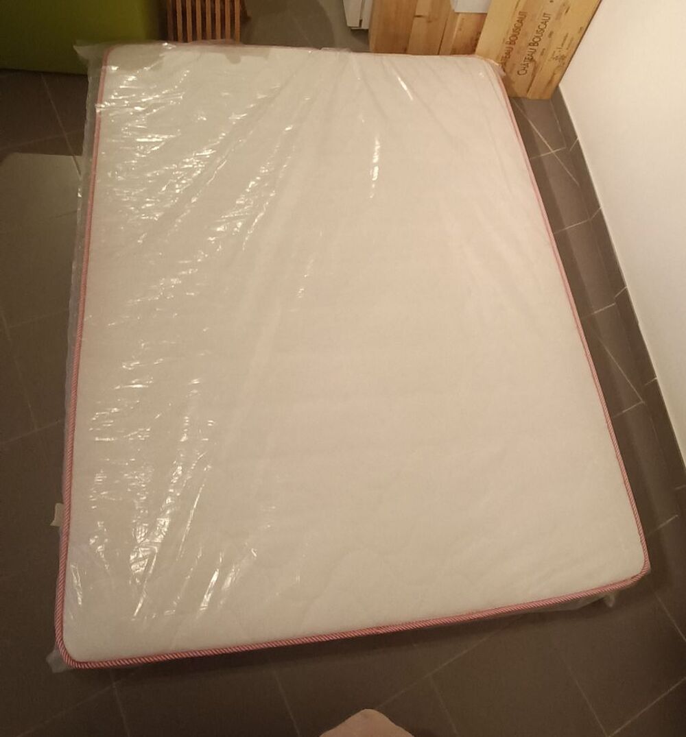 Lit complet pin massif 140x190 Meubles