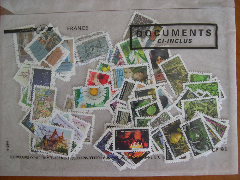 Lot de 250 timbres oblit&eacute;r&eacute;s r&eacute;cents 