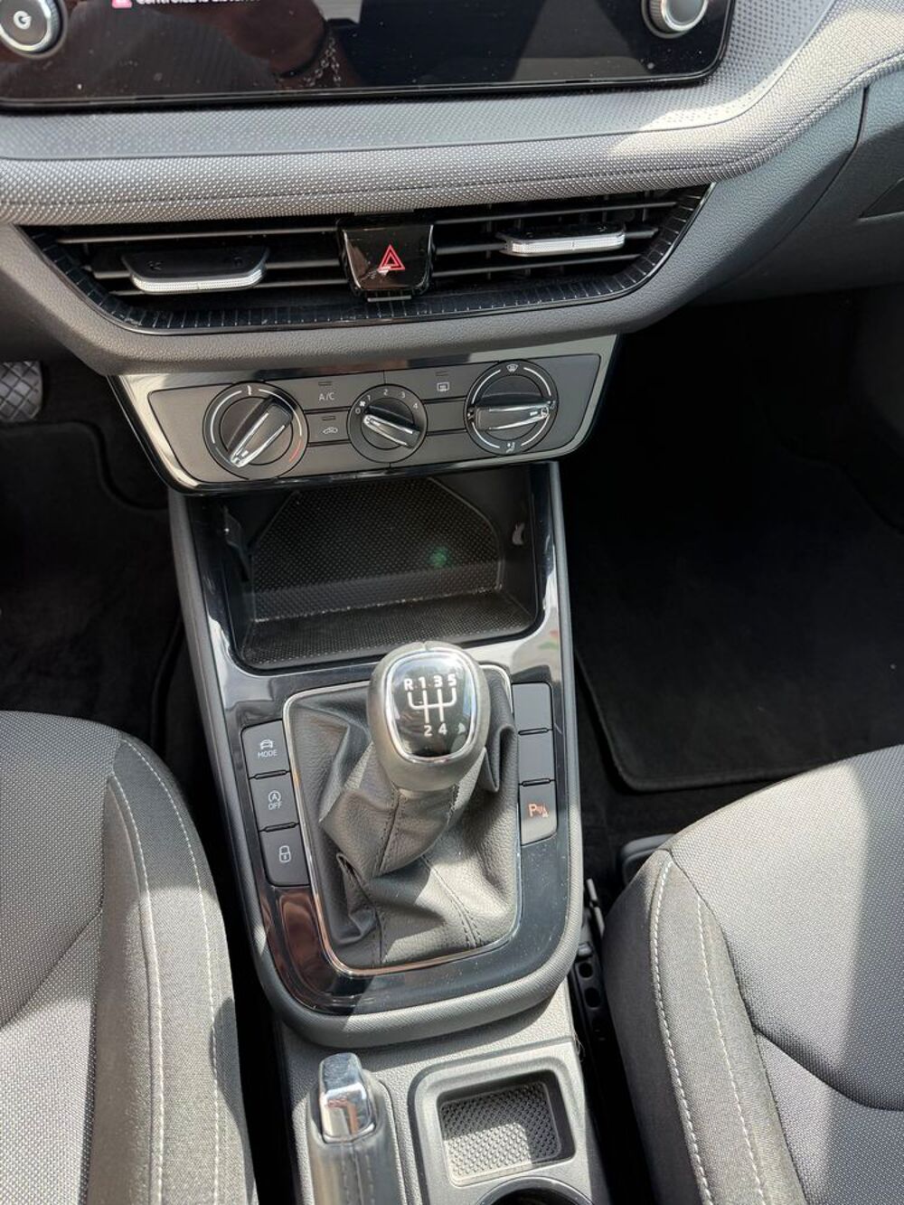 Fabia 1.0 TSI 95 ch EVO 2 BVM5 Selection 2024 occasion 40100 Dax