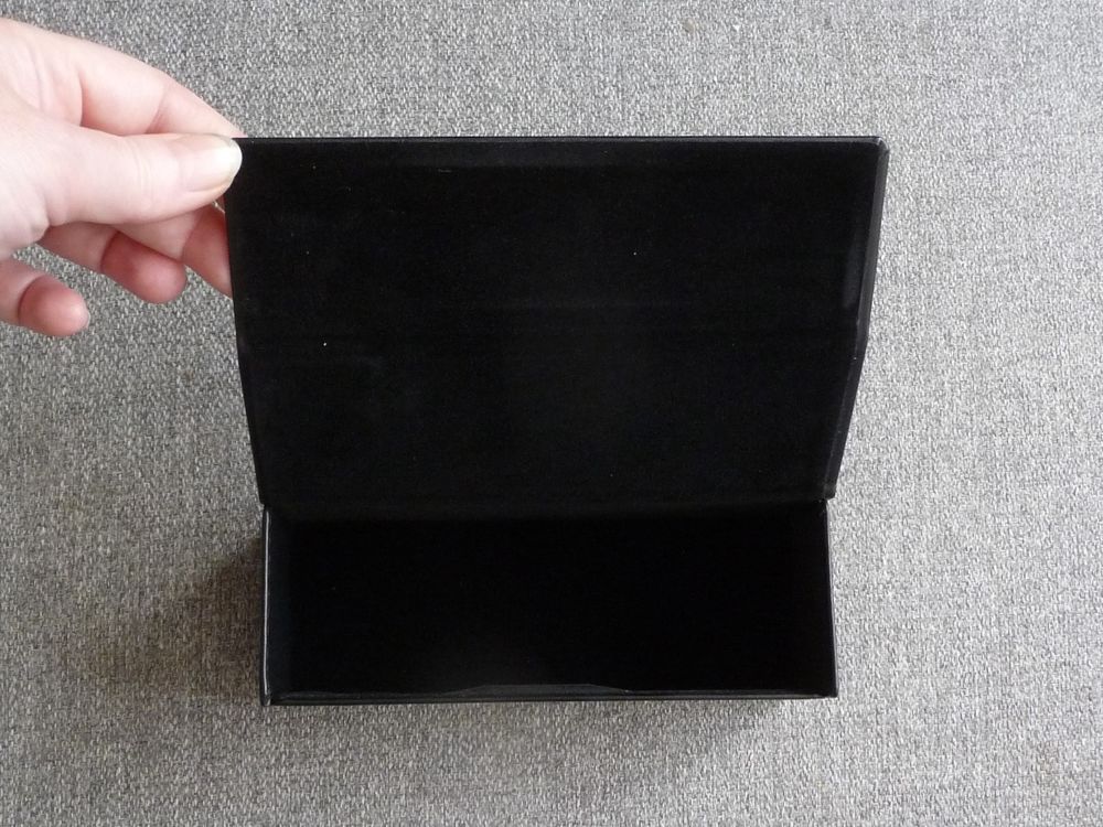 Etui &agrave; Lunettes Rigide Rectangle Noir dans Boite- Dior Homme Maroquinerie