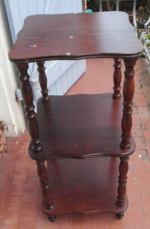 Console en bois, pieds tourn�s, 3 niveaux 10 Montauban (82)