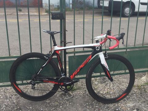 Saisissez le titre de votre objet. V�lo tout carbone 0 Oullins (69)