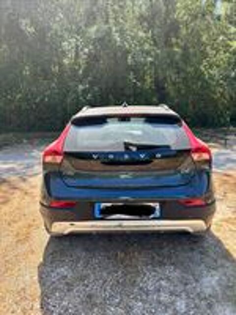 V40 Cross Country D2 120 Oversta Edition 2017 occasion 77144 Chalifert