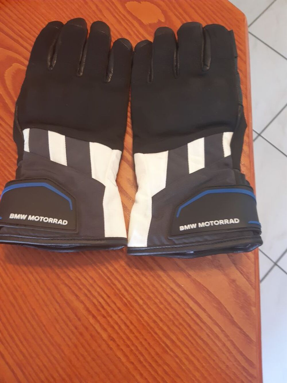 Equipement de s&eacute;curit&eacute; pour motard Vêtements