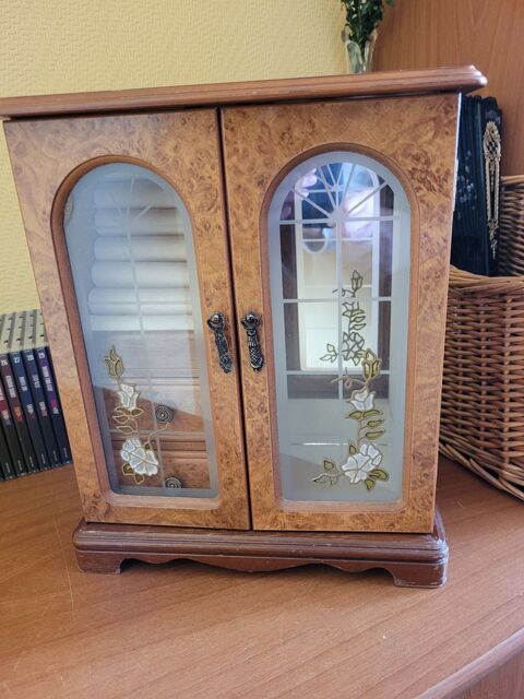 armoire � bijoux 28 Haillicourt (62)