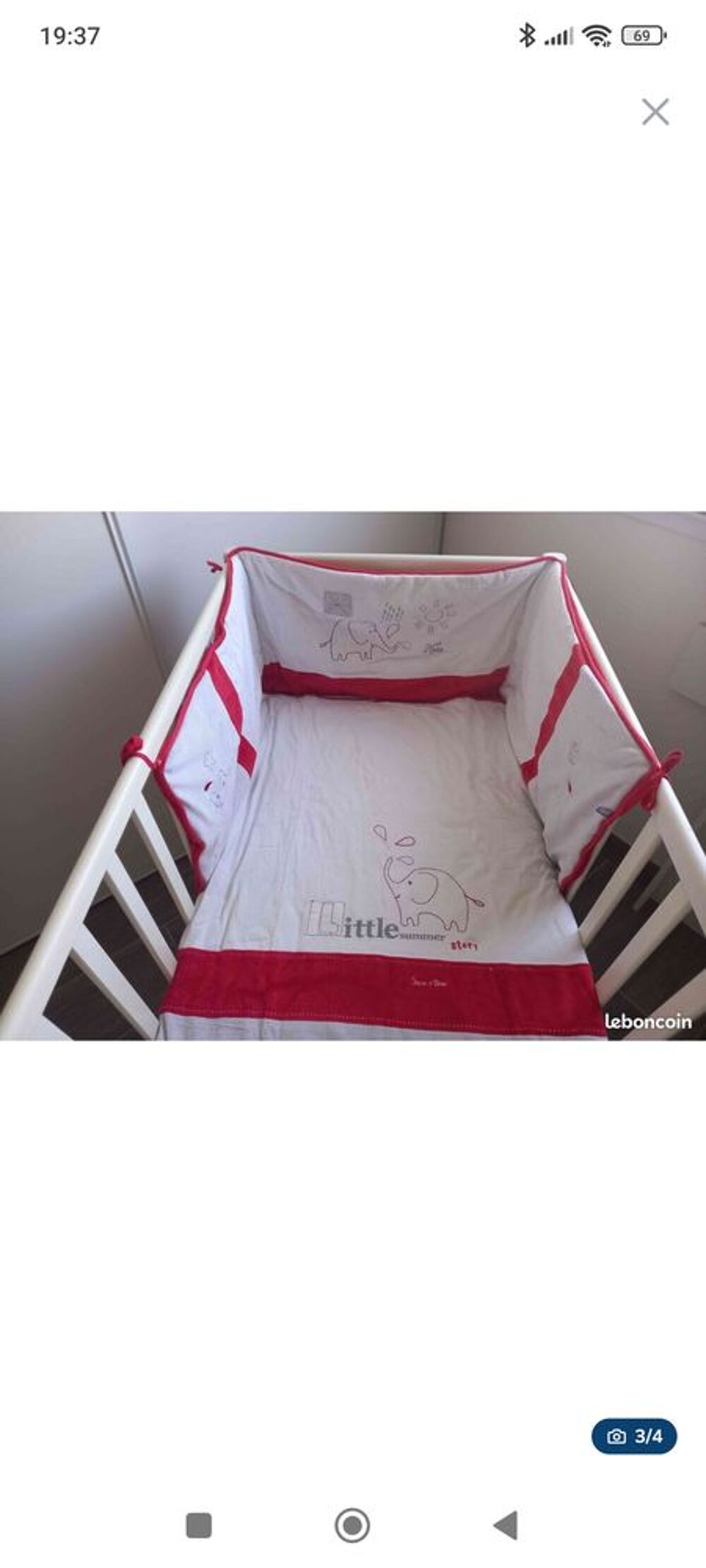 Lit b&eacute;b&eacute; &agrave; barreaux blanc et nurserie Puériculture