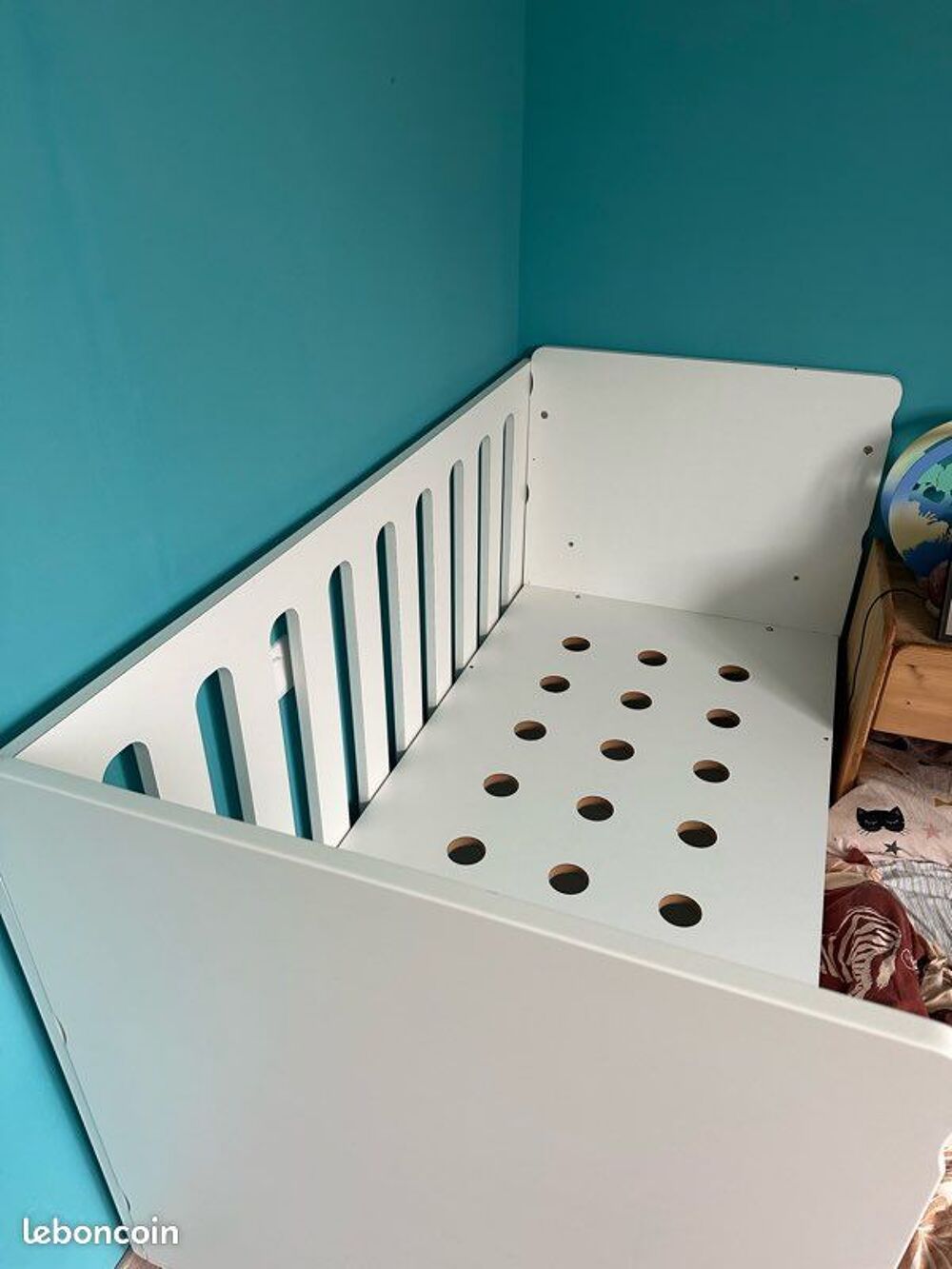 lit &eacute;volutif b&eacute;b&eacute;-enfant 70x140 Noukies + matelas Puriculture
