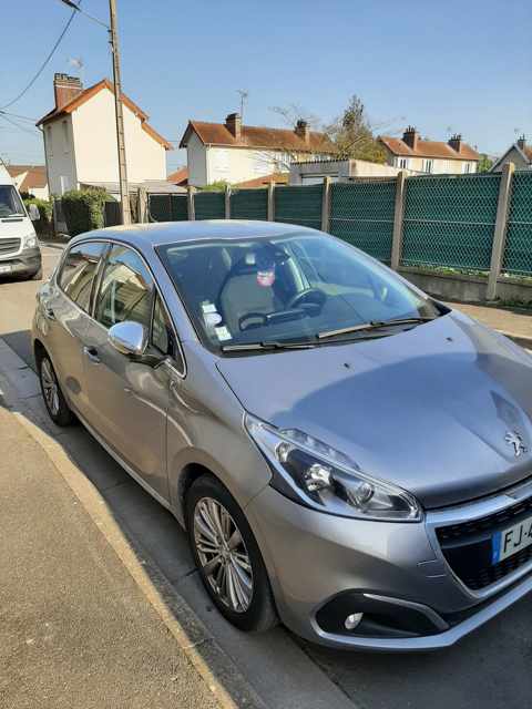 Peugeot 208 PureTech 110ch S&S EAT6 Allure