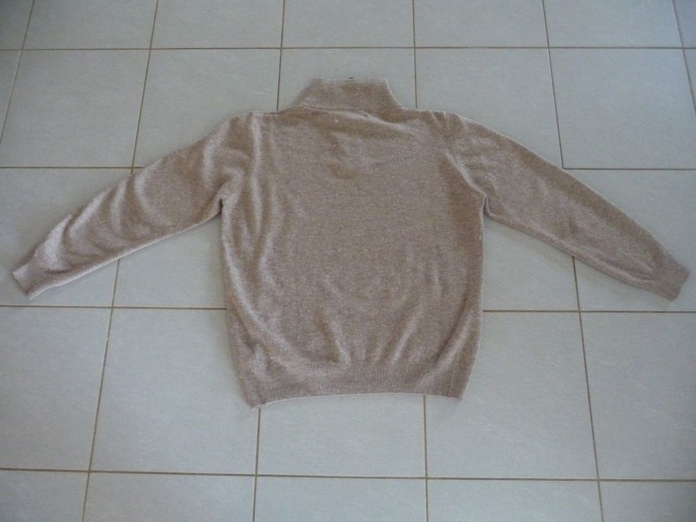 Pull beige taille L marque Armand Thi&eacute;ry Vêtements