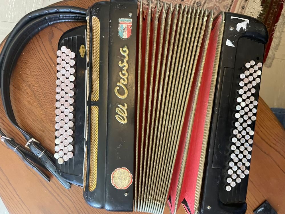 accord&eacute;on fratelli crosio Instruments de musique