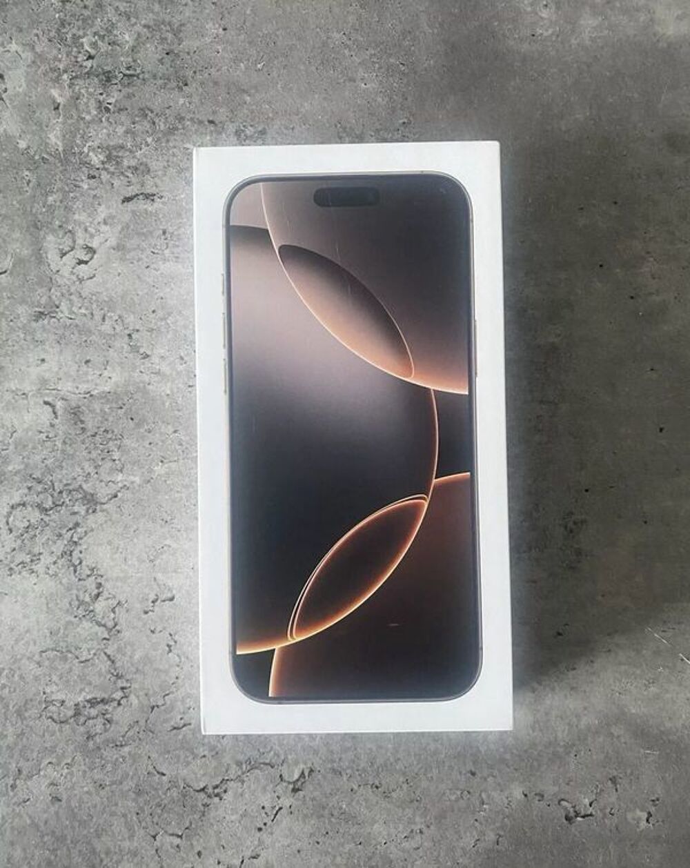 Iphone 16 pro max Téléphones et tablettes