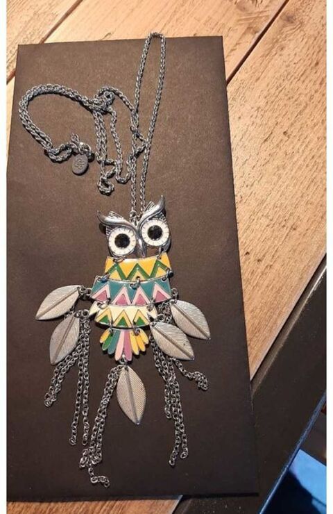 collier chouette 7 Amancy (74)