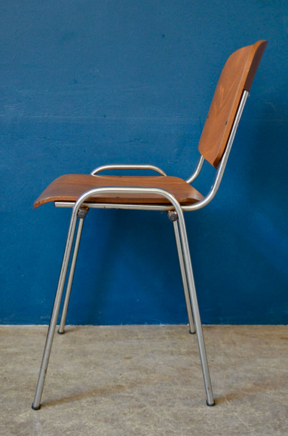 Grand lot de chaises anciennes vintage scandinaves 2/4/6/12 Meubles
