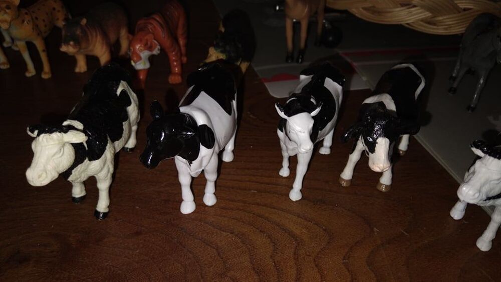 lot de 5 vaches 3/4cm Jeux / jouets