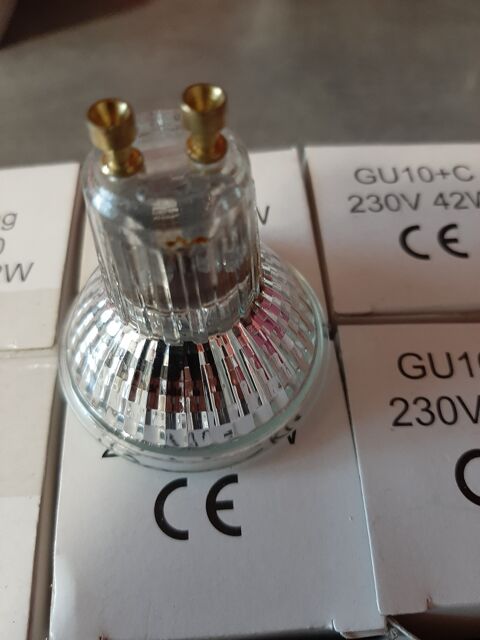 10 lampes GU10  42w neuve 11eme gratuite 40 Villeneuve-d'Ascq (59)