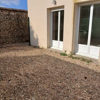  Appartement à louer 4 pièces 78 m² Saint-ange-et-torçay