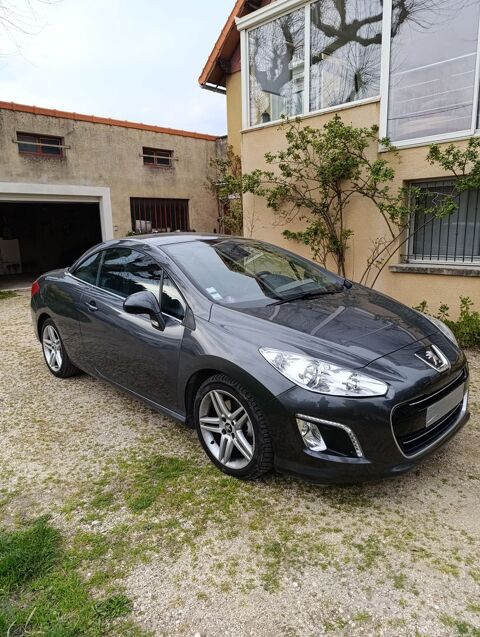 Peugeot 308 cc 1.6 THP 16V 156ch F&eacute;line