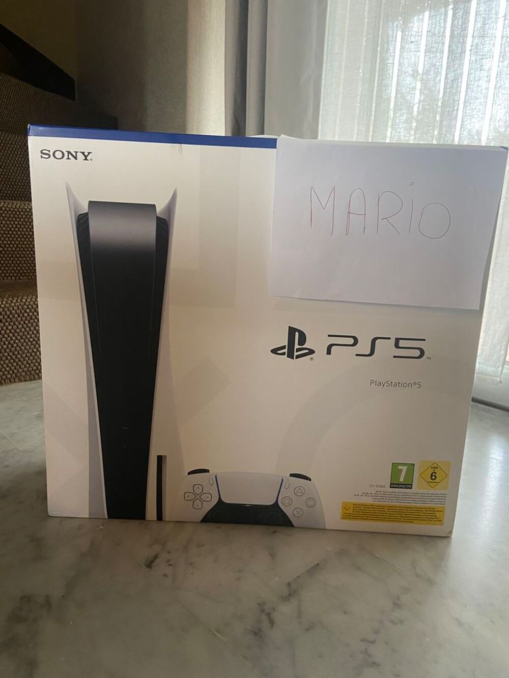 PS5 Standard - Neuve sous scell&eacute; - Facture Consoles et jeux vidéos