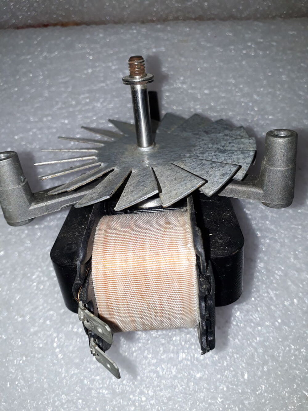 Ventilateur micro ondes Electroménager