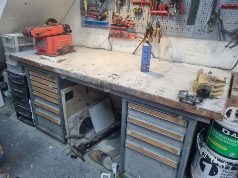 ETABLIE AVEC TIROIRS DEMONTABLE PLATEAU DE 1700X 700 150 Moussy-le-Vieux (77)