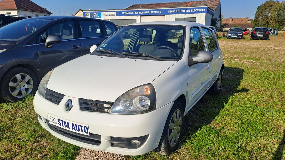 Clio II Clio 1.2 16V 75 eco2 ByeBye Pack Clim Euro 5 2012 occasion 39380 Mont-sous-Vaudrey