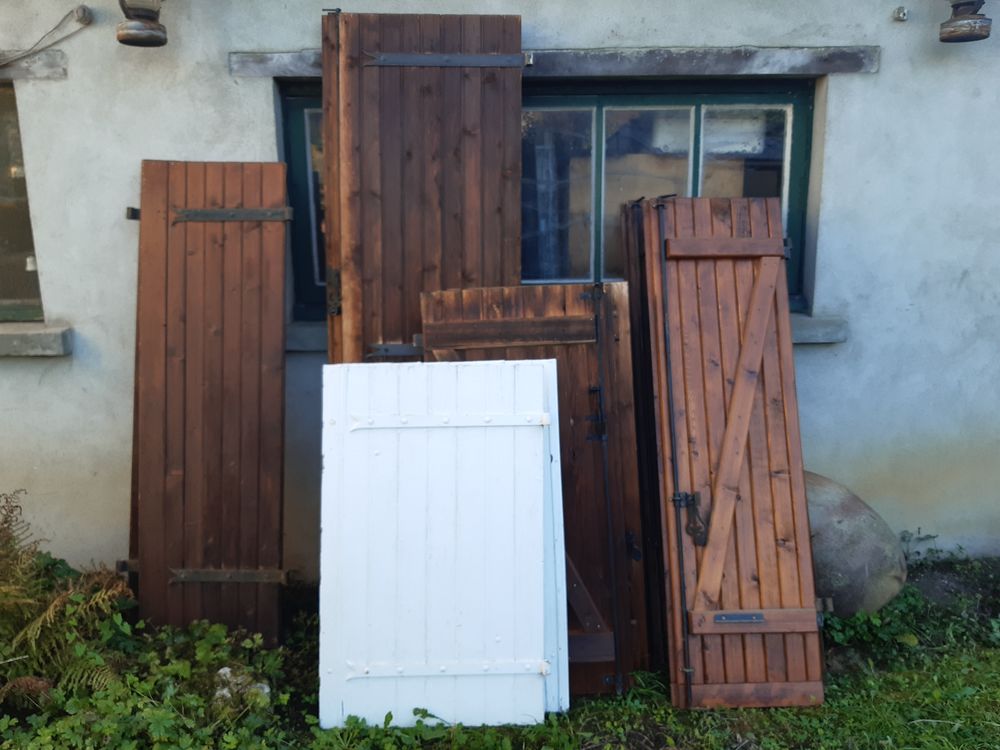 Lot de volets bois Bricolage
