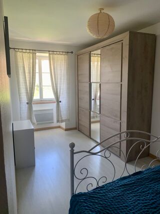  Appartement à louer 3 pièces 74 m²