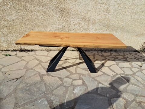 table bois massif style industriel 800 Saint-Jean-de-Vdas (34)