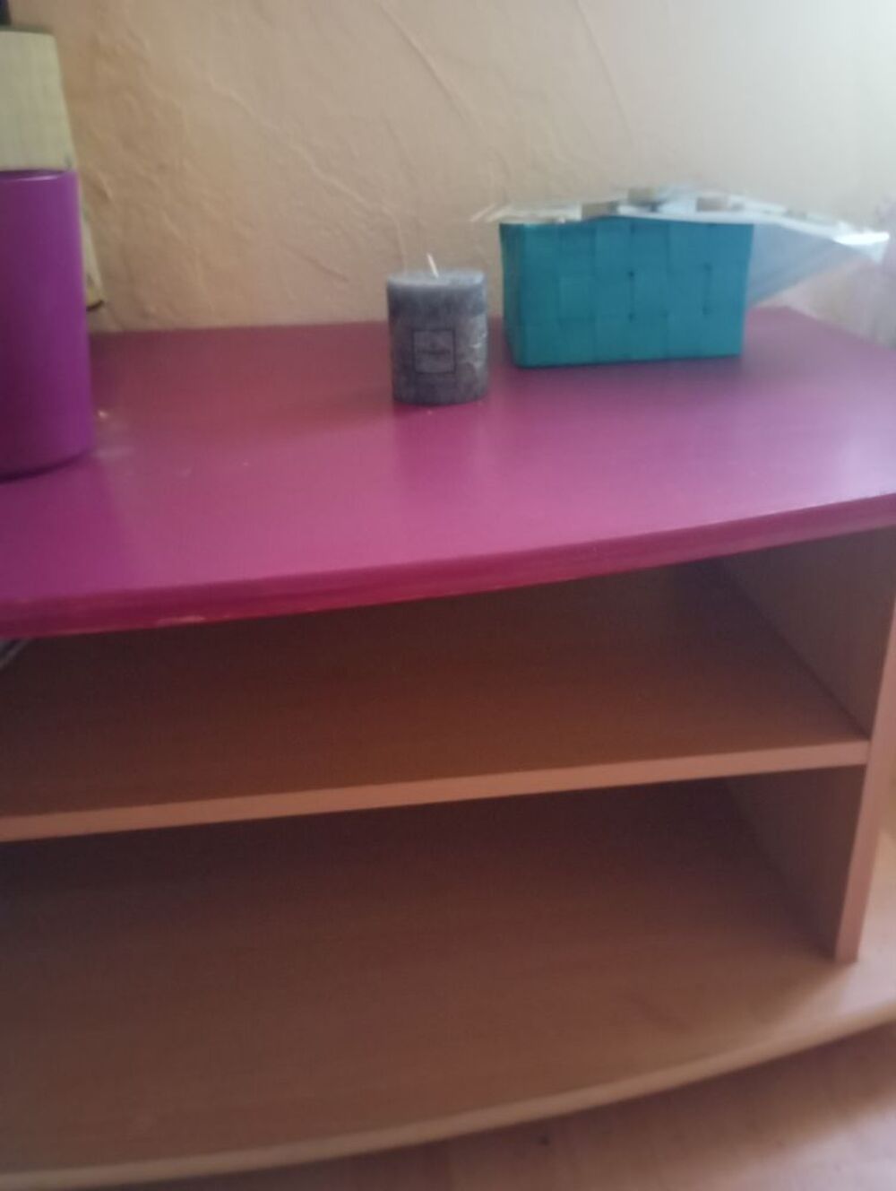 Belle sellette pour entreposer du bois Meubles