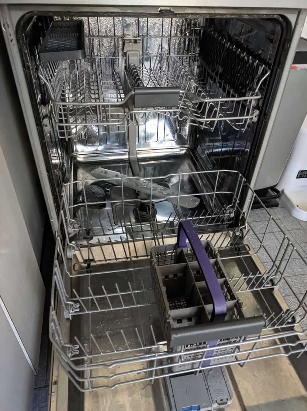 Lave-vaisselle BEKO Electroménager