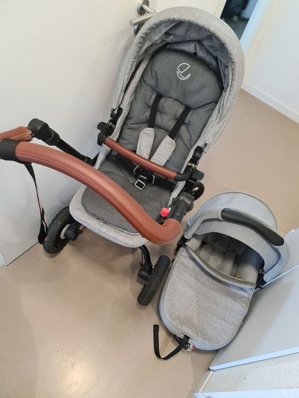 Achetez poussette jane occasion annonce vente Staffelfelden 68