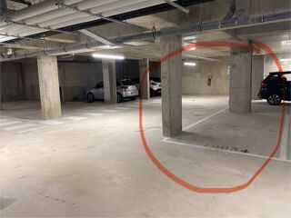  Parking / Garage à louer 12 m² Saint-maur-des-fossés