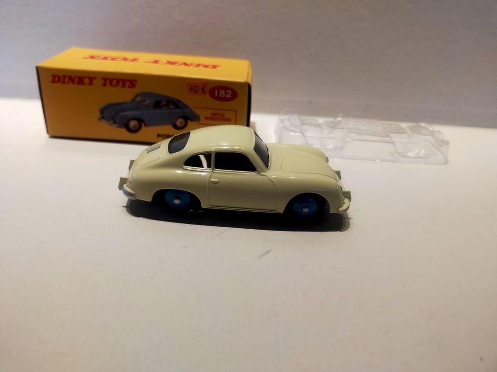 DINKY TOYS Atlas Porsche 356 A coup&eacute;
