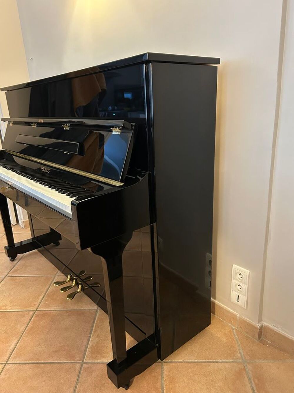PIANO DROIT Instruments de musique