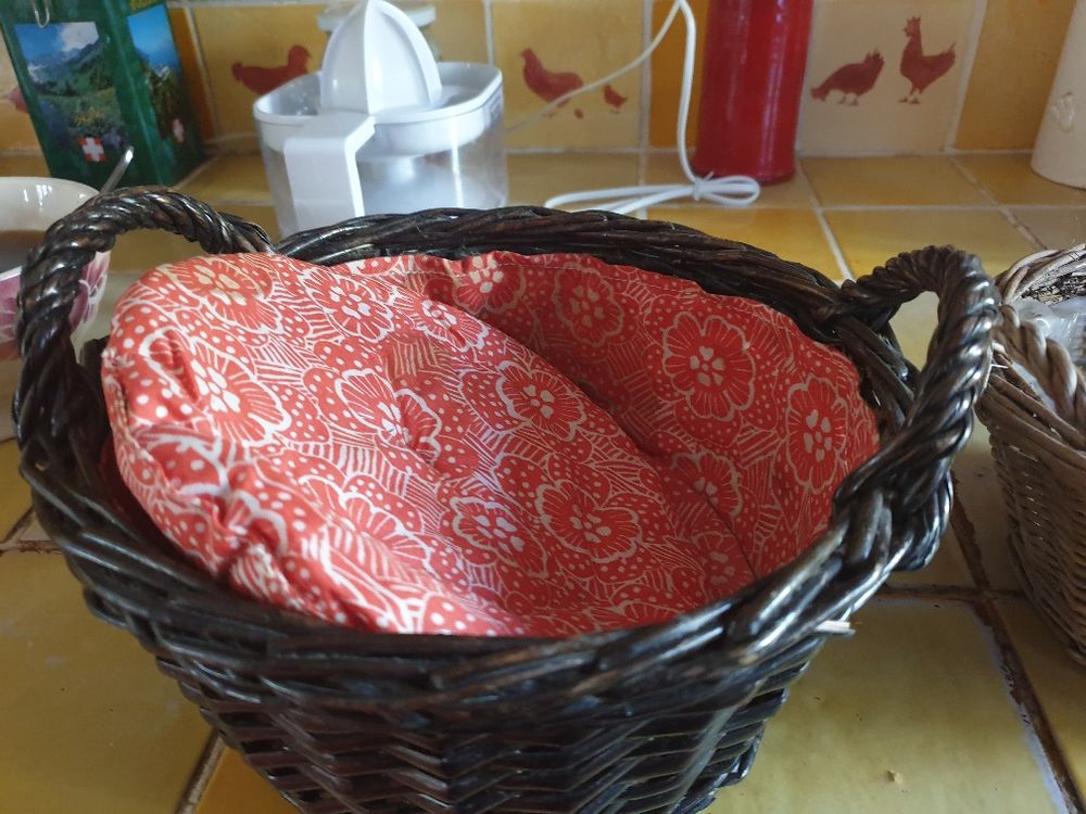 Paniers en osier, marron et noire Décoration