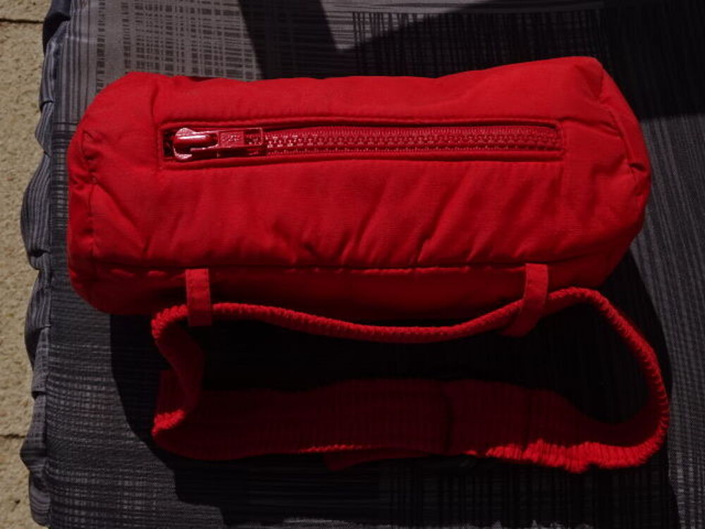 sac banane rouge rond Maroquinerie