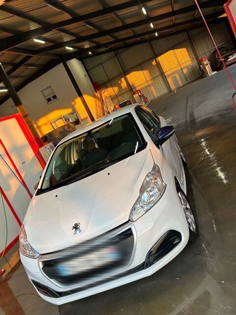 Peugeot 208 like