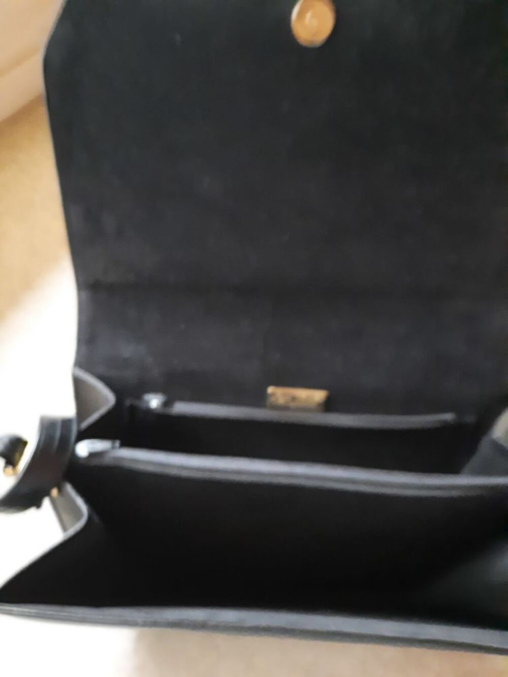 sac &agrave; main en cuir neuf Maroquinerie