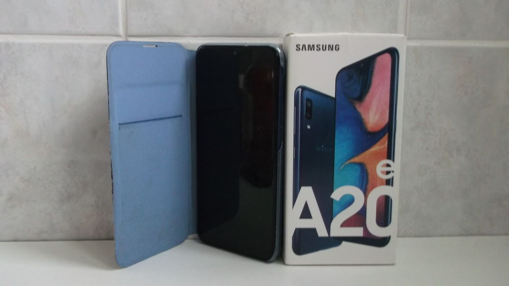 SAMSUNG GALAXY A 20e T�l�phones et tablettes