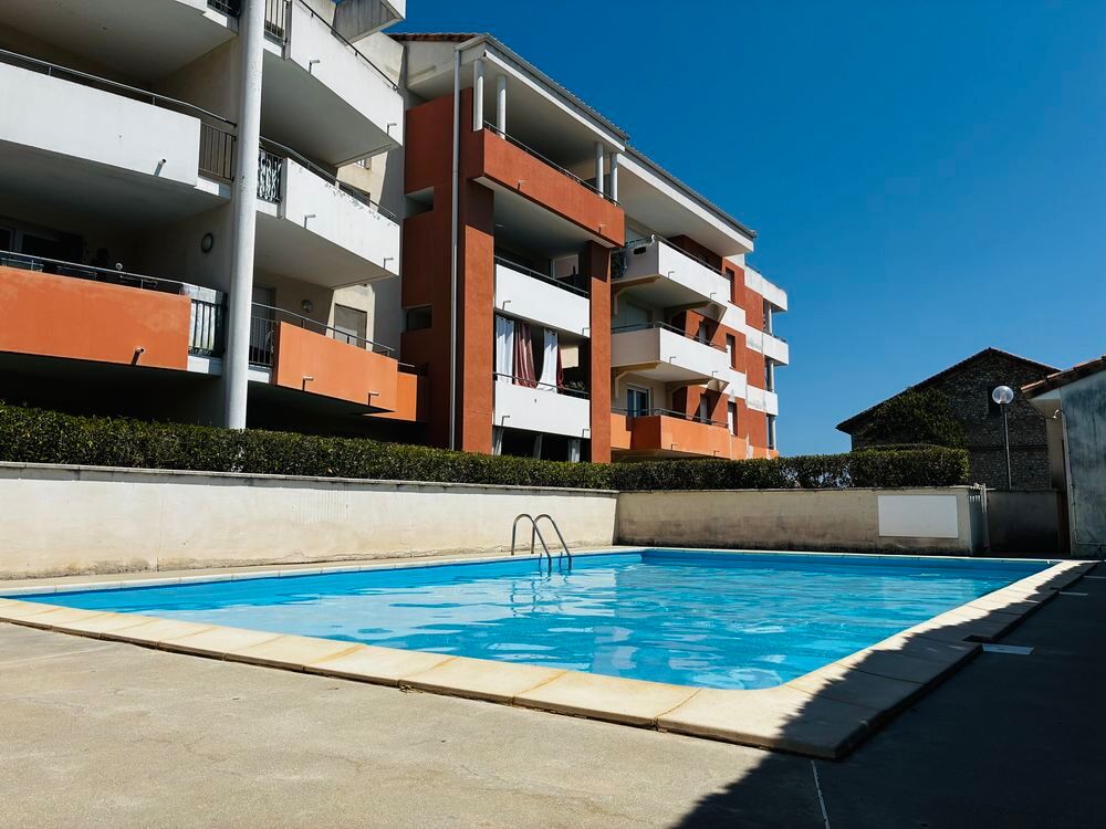 Vente Appartement Rare T2 RDC 45 m2 situé entre port et centre ville à meze Mèze