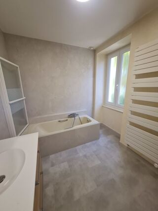  Appartement à louer 3 pièces 62 m²