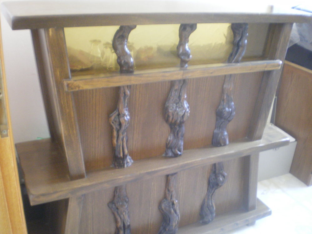 Meuble bar fait en sarments de vigne Meubles